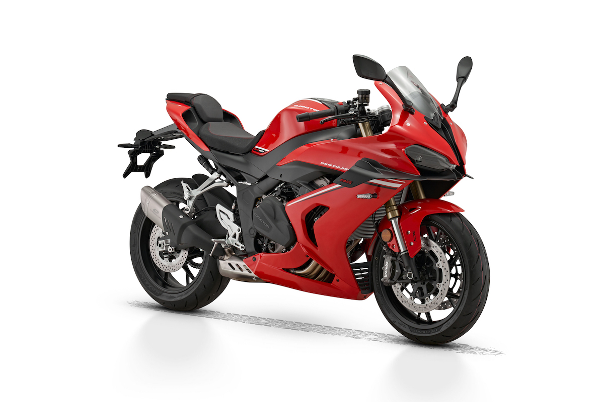 srk800rr_red_5